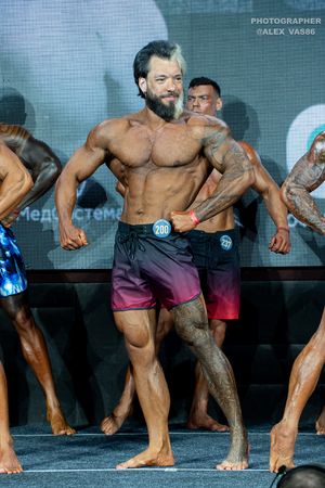 MEN'S PHYSIQUE новички